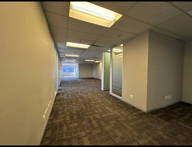 308M² OFFICE TO LET IN SANDTON CENTRAL